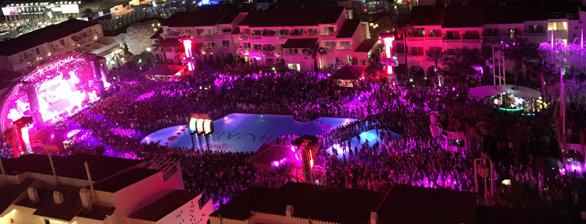 Ushuaia in Playa d’en Bossa is de bekendste en beste club van Ibiza