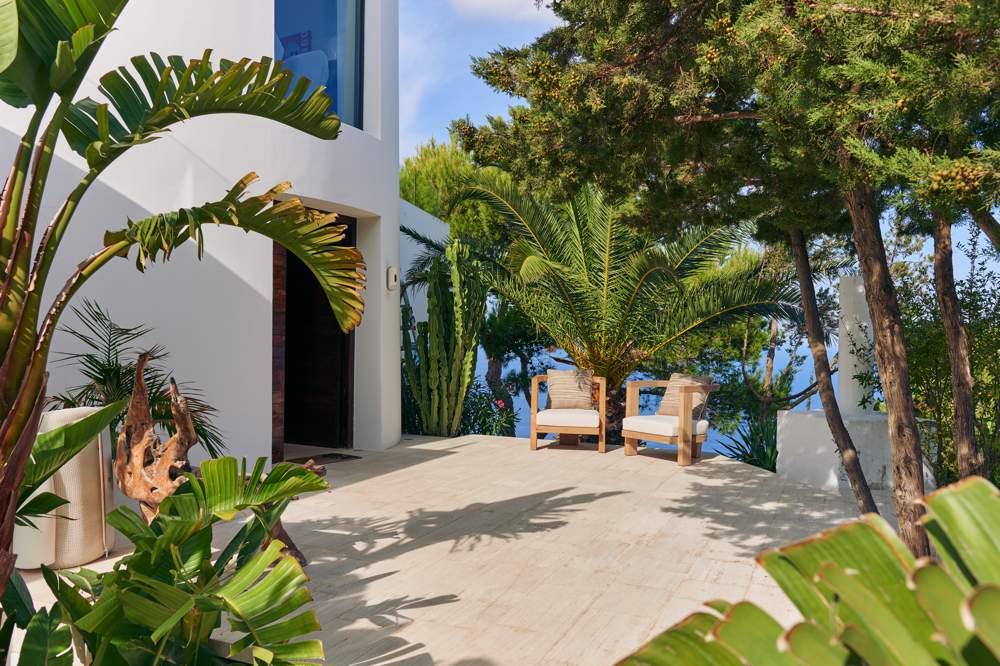 Villa Bright Blue op Ibiza is een luxe optie om te huren 