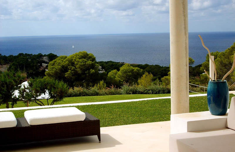 Alexia (nabij de baai van Cala Vadella) is een absolute aanrader als je een villa op Ibiza wilt huren
