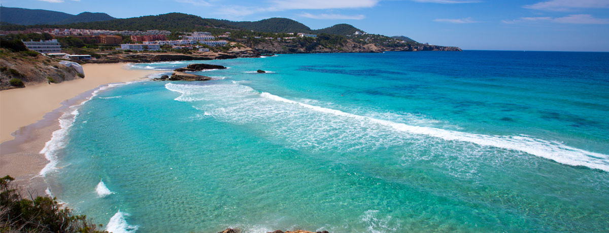 Cala Tarida Ibiza | Deze prachtige baai herbergt een van de mooiste stranden van Ibiza