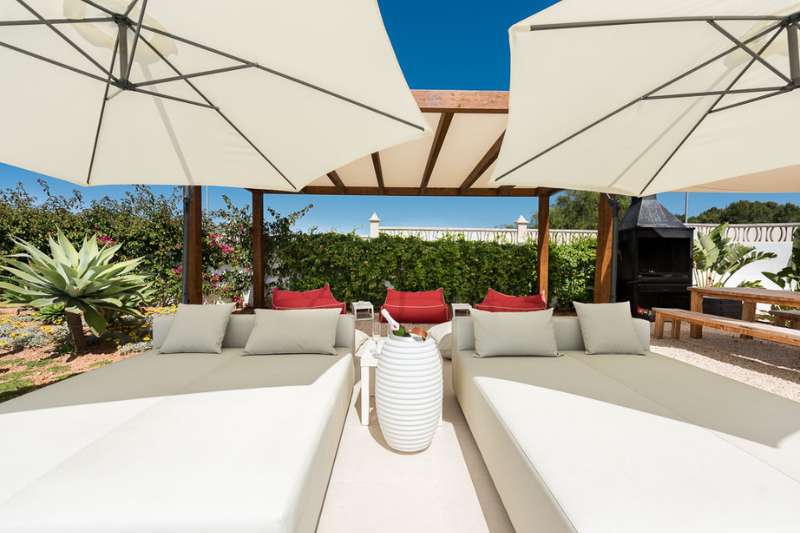 Luxe vakantiehuis op Ibiza huren? Can Pierre (nabij Port des Torrent) heeft o.a. een top zwembad