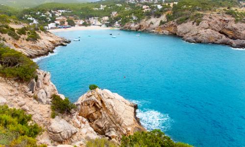 Cala Vedella - Lees meer over een van de mooiste Ibiza stranden