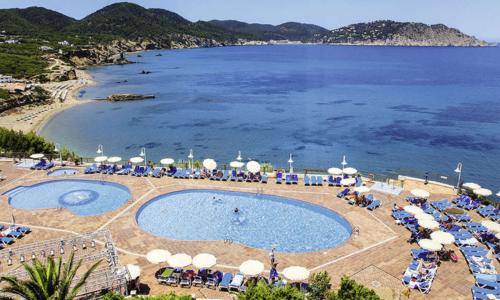 Vakantie Ibiza - Invisa Figueral Resort - Nabij Santa Eulalia
